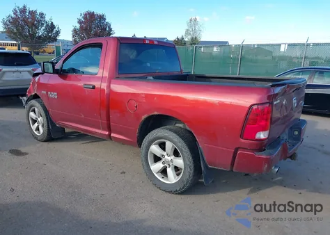 2015 Ram 1500 Express из США, поврежденный, VIN 3C6JR7AT3FG612300